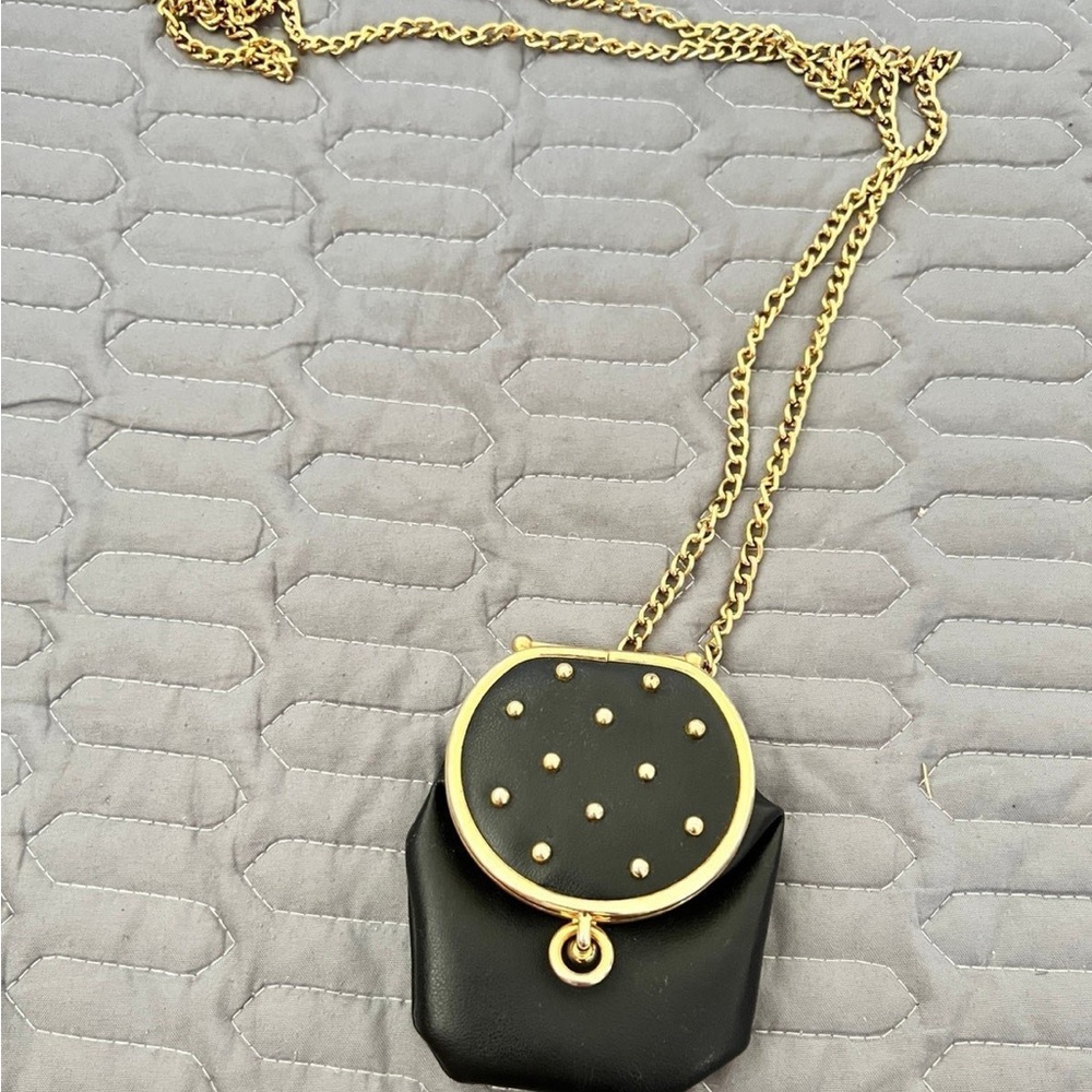 ‼️Never Used‼️Lady Leather Coin Pusher Purse/Bag-Magnum